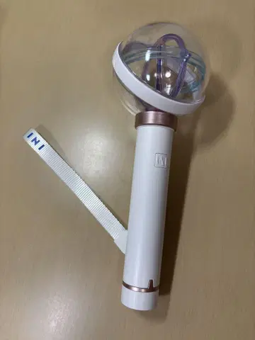 INI 응원봉