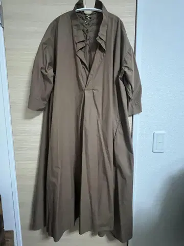 브라운 롱 원피스 프릴