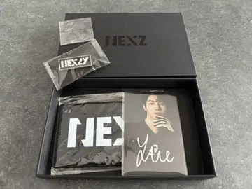 NEXZ 팬클럽 가입 혜택 BOX 친필 사인 유