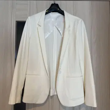 BARNEYS NEW YORK 테일러드 자켓 (여성용)