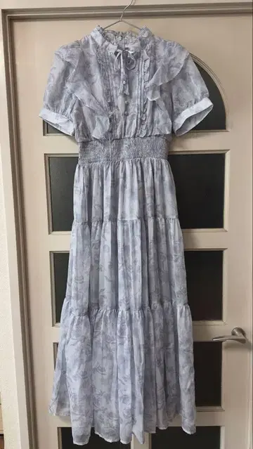 evelyn 라메 프릴 꽃무늬 OP 롱