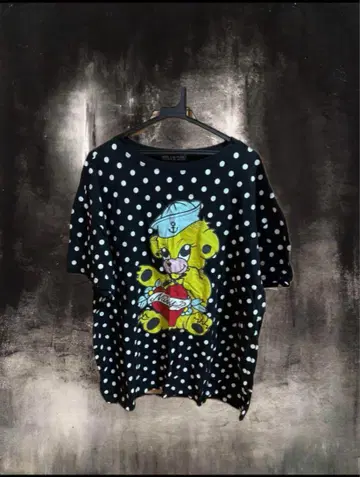 착용 사진 있음 hellcatpunks 곰 디자인 티셔츠