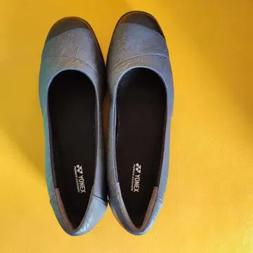 요넥스 워킹화 24.5cm