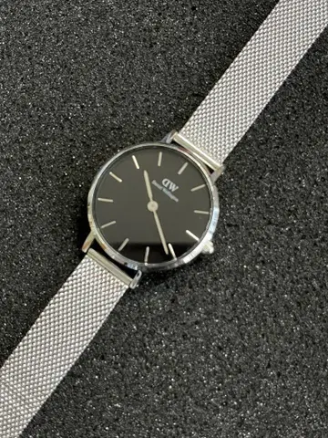 Daniel Wellington 손목시계 28mm