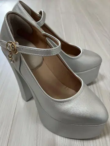 웨딩 신발 스트랩 실버 15cm 힐 23.5cm