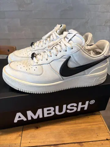 새상품급 AMBUSH Air Force 1 화이트/블랙