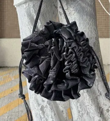 아메리 메디 글리터 쉘 모티프 백