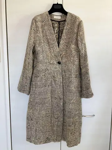 레어 15SS DRIES VAN NOTEN 자카드 코트