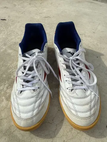 Mizuno Monarcida 풋살화