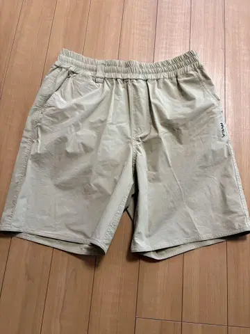 RVCA 숏 팬츠 M 사이즈 베이지
