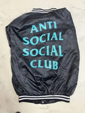 ANTI SOCIAL SOCIAL CLUB 바시티 자켓 블랙