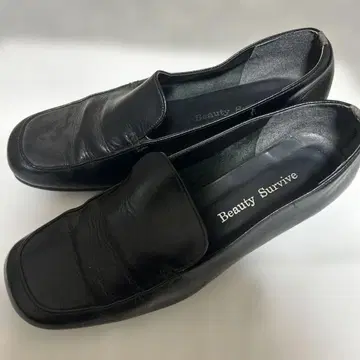 Beauty Survive 블랙 로퍼 23.5cm EEE