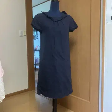 로라 애슐리 런던 네이비 프릴 반팔 무릎 기장 원피스