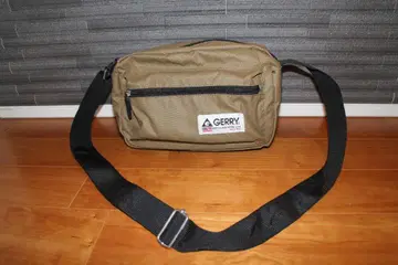 코스트코 GERRY 숄더백 카키