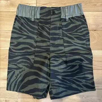 Sacai 벨트 포함 제브라 패턴 하프 팬츠 카키 사카이