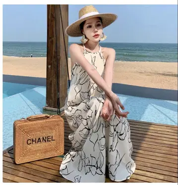 미사용 새상품 택 포함 플라워 프린트 리조트 원피스 슬리브리스