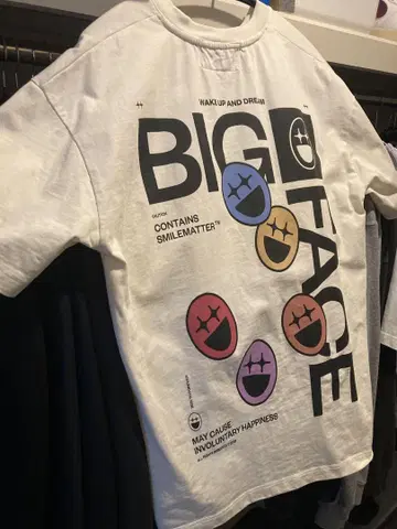 BIGFACE 빅 페이스 커피 티셔츠 완판템