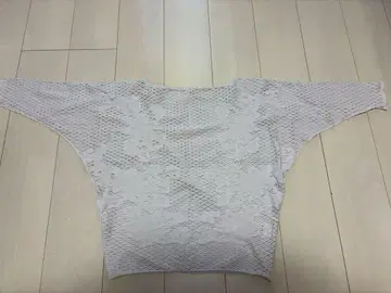차코트 오프숄더 심리스 탑스