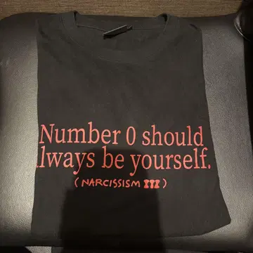 NARCISSISM 티셔츠