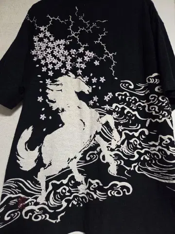 KARAKURI 말과 벚꽃 아트 티셔츠 일본풍 패턴 XL