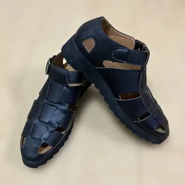 MB 스탠다드 구르카 샌들