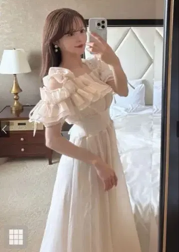 GRL 그레일 프릴 오프숄더 코르셋 원피스