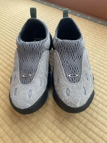 오클리 팩토리 팀 오비탈 플레시