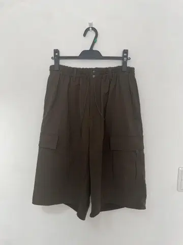 Y-3 올리브 카고 숏 팬츠