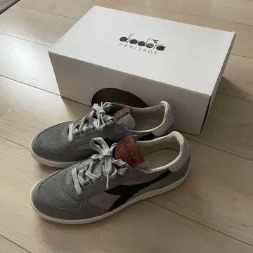 diadora Heritage 스니커즈 그레이/블랙 이탈리아제