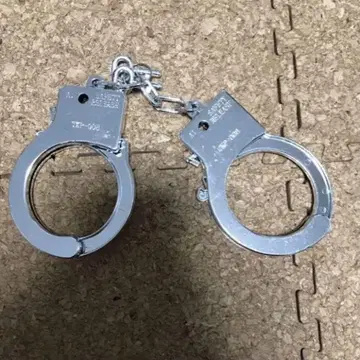 수갑 플라스틱 완구 실버