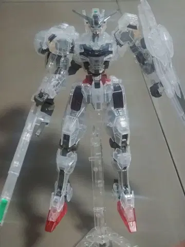 HG 건담 칼리버 클리어 컬러