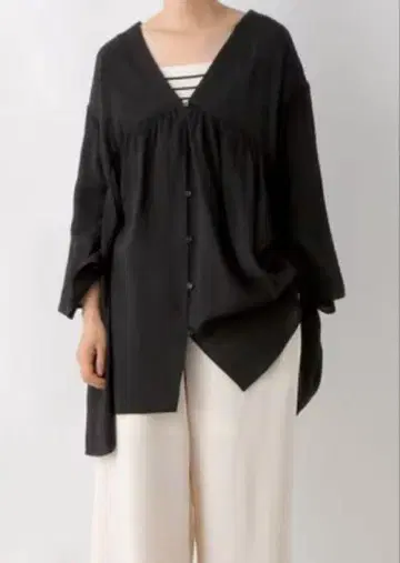 렙심 2way 블랙 플레어 슬리브 튜닉