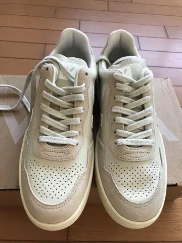 VEJA V-90 O.T.LEATHER 새상품