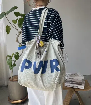 빅 로고 나일론 토트백 베이지