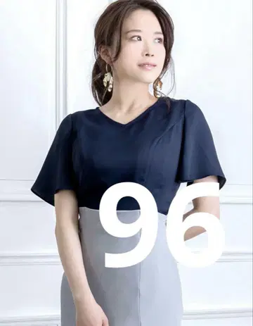overE 플레어 슬리브 블라우스 네이비 96
