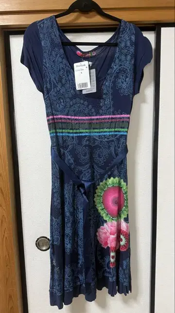 Desigual 반팔 꽃무늬 네이비 원피스 L