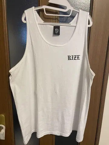 RIZE ZEUS 탱크탑