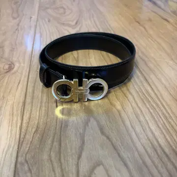 페라가모 Ferragamo 블랙 벨트