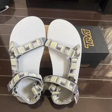 새상품 Teva 테바 샌들 INCA