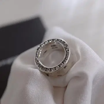 e.m. 이엠 지르코니아 핑키 반지