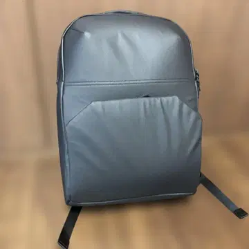 CONSPARA 심플 블랙 백팩