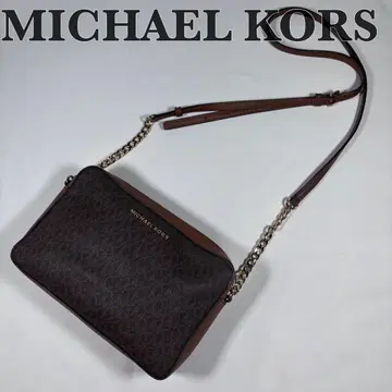새상품급 마이클코어스 MICHAEL KORS 숄더백 카메라백