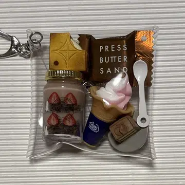 가챠 파우치