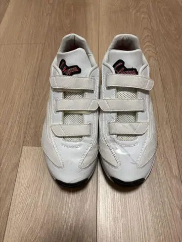 쿠보타 슬러거 트레이닝 슈즈