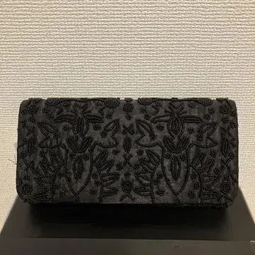 Raimaj 비즈 자수 블랙 파티 백