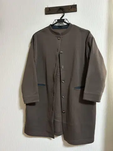 미사용 브라운 롱 기모노 버튼 포함