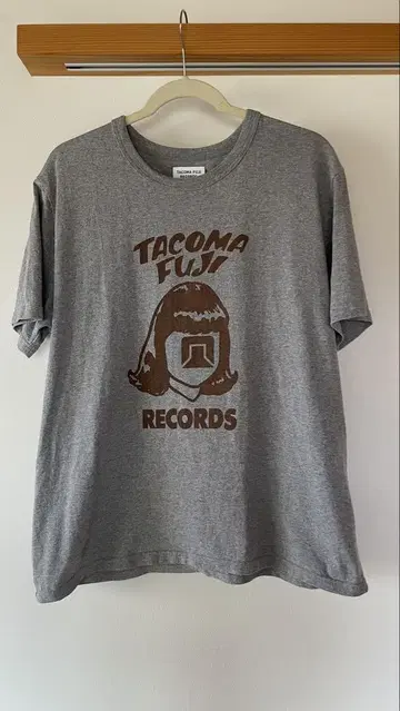 TACOMA FUJI RECORDS 티셔츠 L 사이즈 그레이