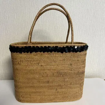 베이지 스팽글 바스켓백