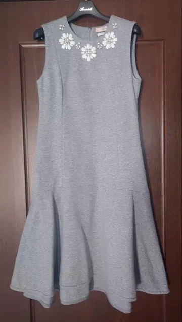 Maglie pe ref-de 슬리브리스 원피스 꽃 모티브