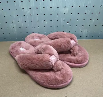 푸마 플러프 플립 샌들 핑크